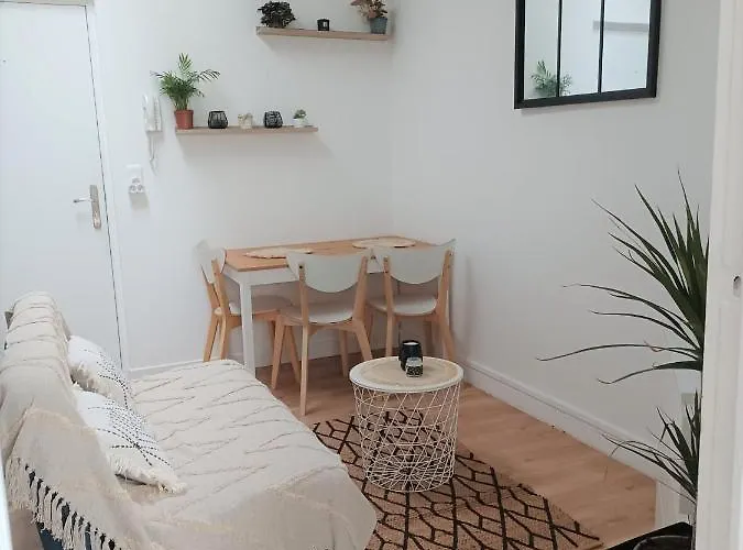 F2 Proche Gare Appartement