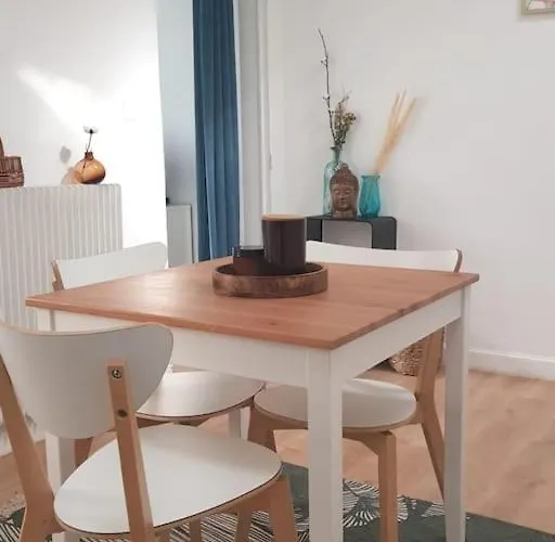 F2 Proche Gare Appartement